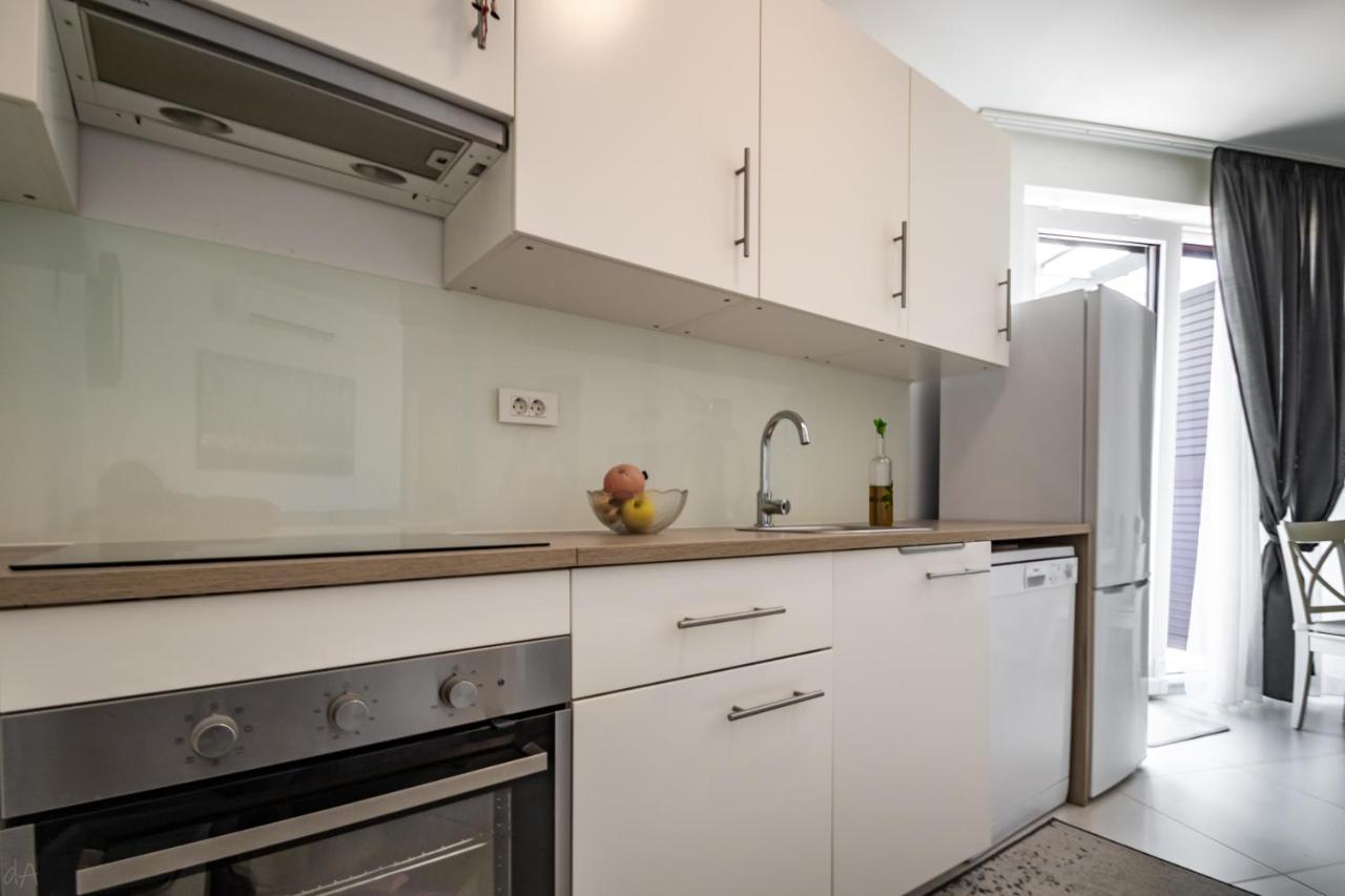Boutique La Perla Jacuzzi Apartment Murter Exterior foto