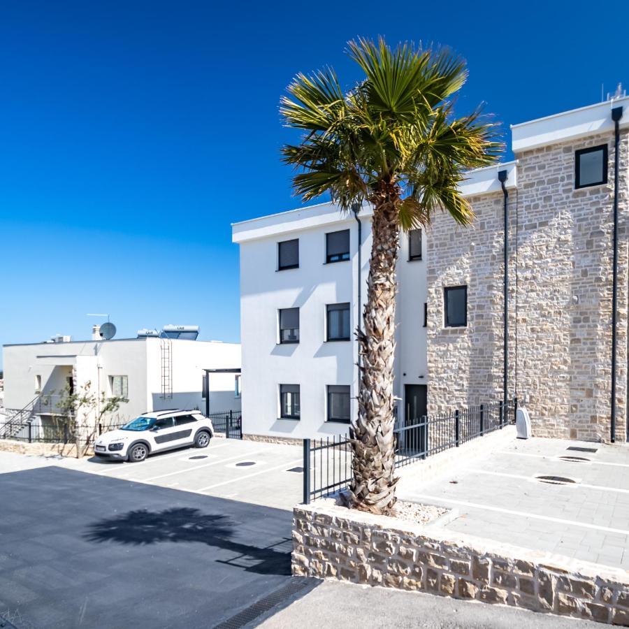 Boutique La Perla Jacuzzi Apartment Murter Exterior foto